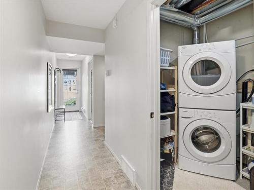 204-155 Des Hivernants Blvd, Winnipeg, MB 