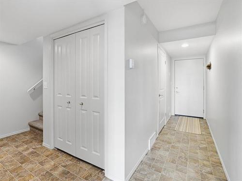 204-155 Des Hivernants Blvd, Winnipeg, MB 