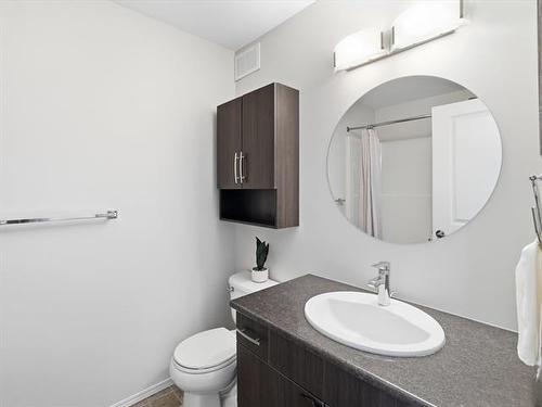 204-155 Des Hivernants Blvd, Winnipeg, MB 
