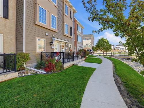 204-155 Des Hivernants Blvd, Winnipeg, MB 
