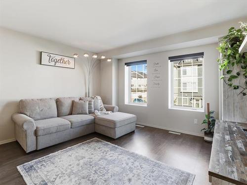 204-155 Des Hivernants Blvd, Winnipeg, MB 