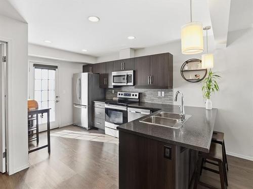 204-155 Des Hivernants Blvd, Winnipeg, MB 
