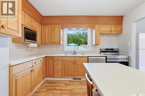 15 Harvard Crescent, Saskatoon, SK 