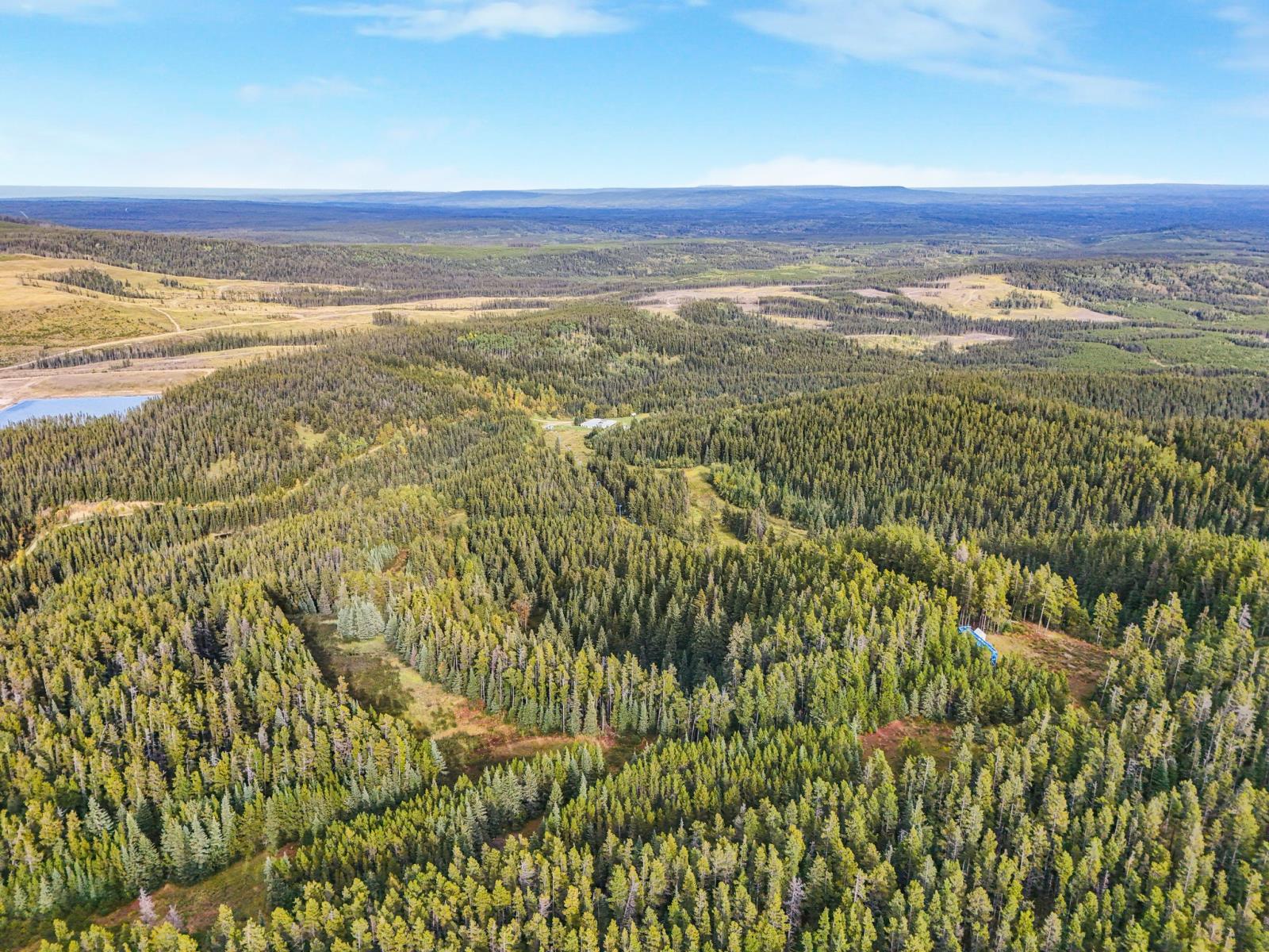 Silver Summit Road, Edmonton, AB