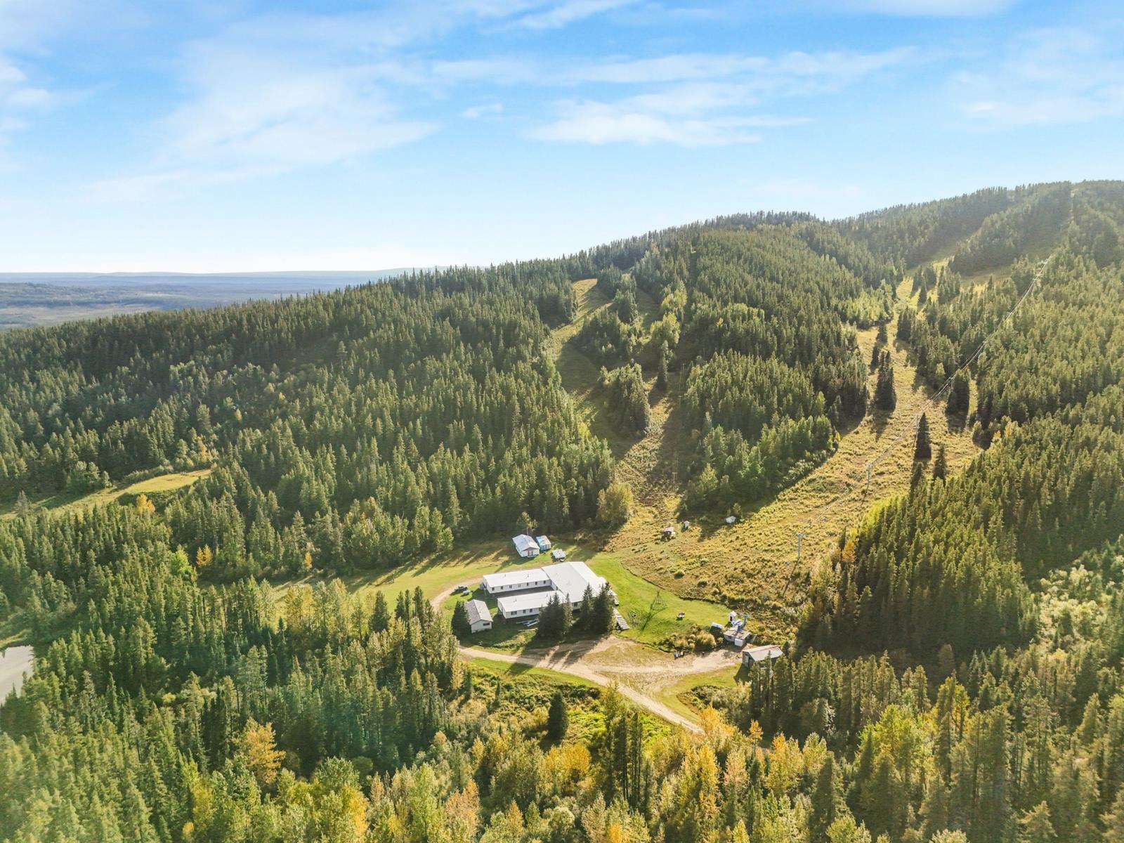 Silver Summit Road, Edmonton, AB