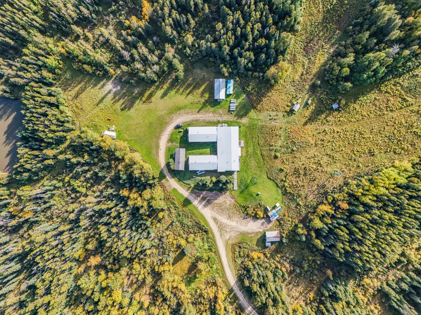 Silver Summit Road, Edmonton, AB