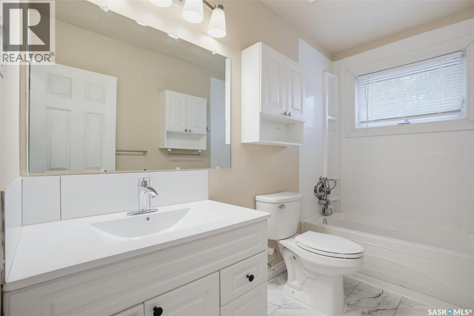 1108 Tiffin Crescent, Saskatoon, SK