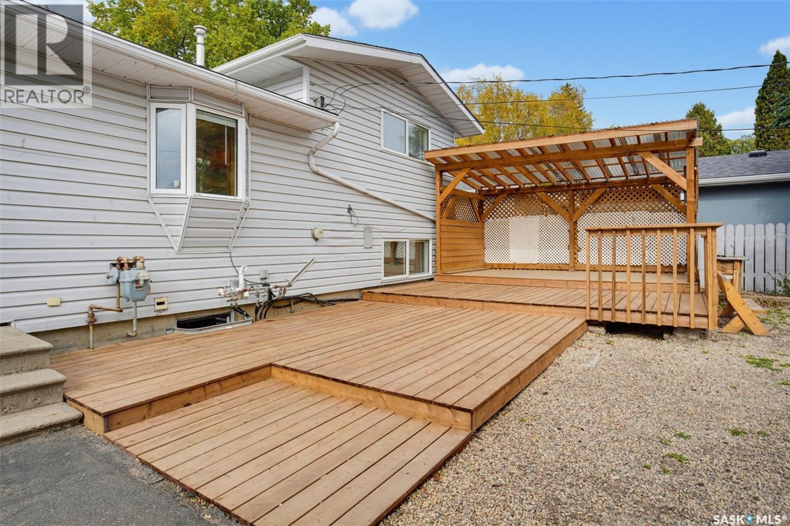 1108 Tiffin Crescent, Saskatoon, SK