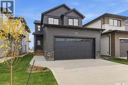 211 Cockcroft STREET  Saskatoon, SK S7V 1Z1