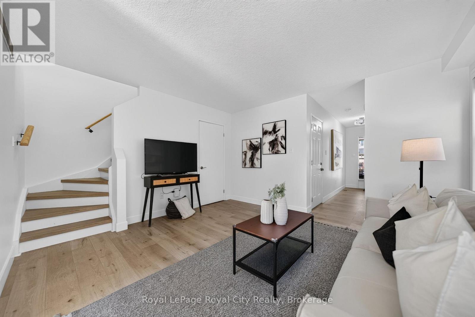 24 Brookfield Crescent, Kitchener, ON