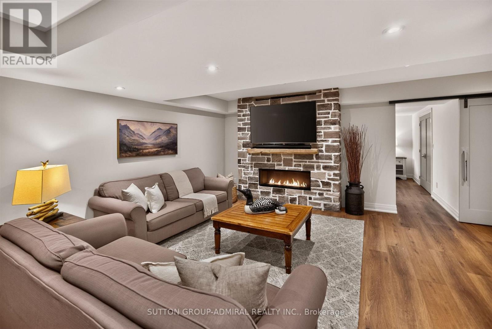 8400 19Th Sideroad, King, ON