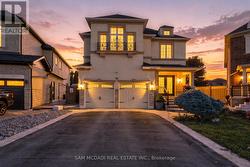35 TIANA COURT Vaughan, ON L4H 0C8