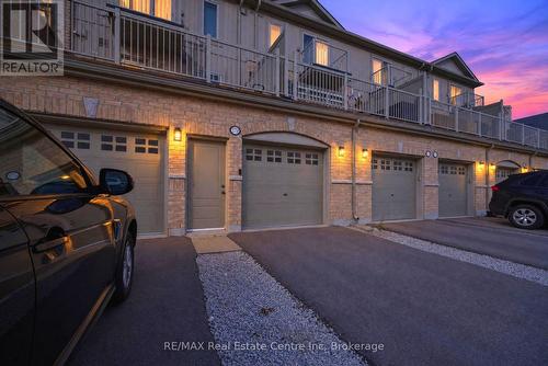 279 LAW DRIVE  Guelph (Grange Road), ON N1E 7E8