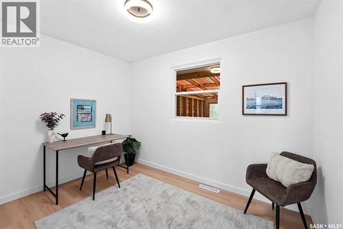 5004 1St Avenue, Regina, SK 