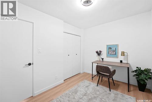 5004 1St Avenue, Regina, SK 