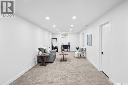5004 1St Avenue, Regina, SK 
