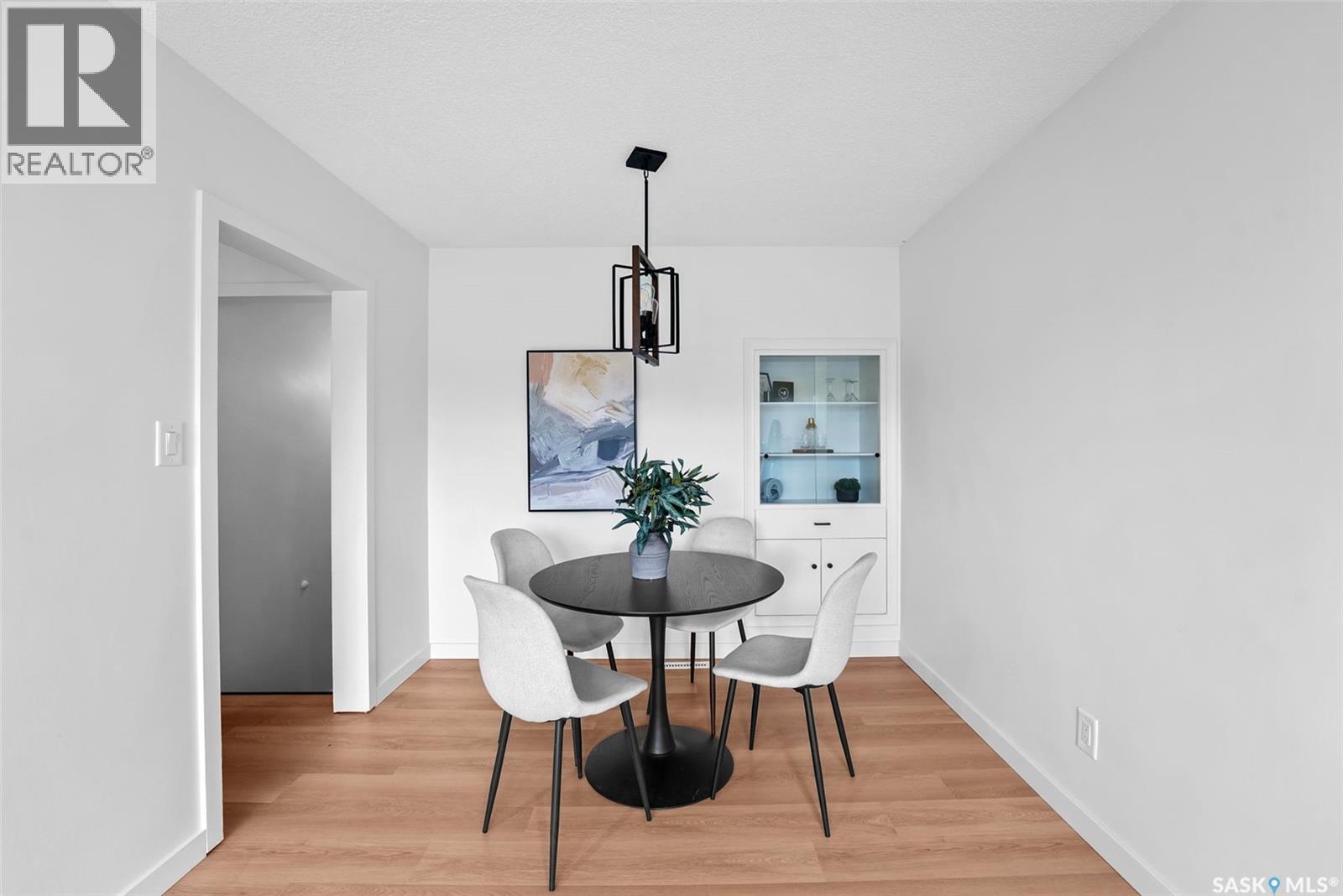 5004 1St Avenue, Regina, SK