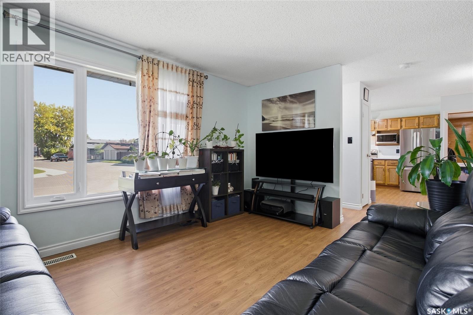 403 Sherry Crescent, Saskatoon, SK