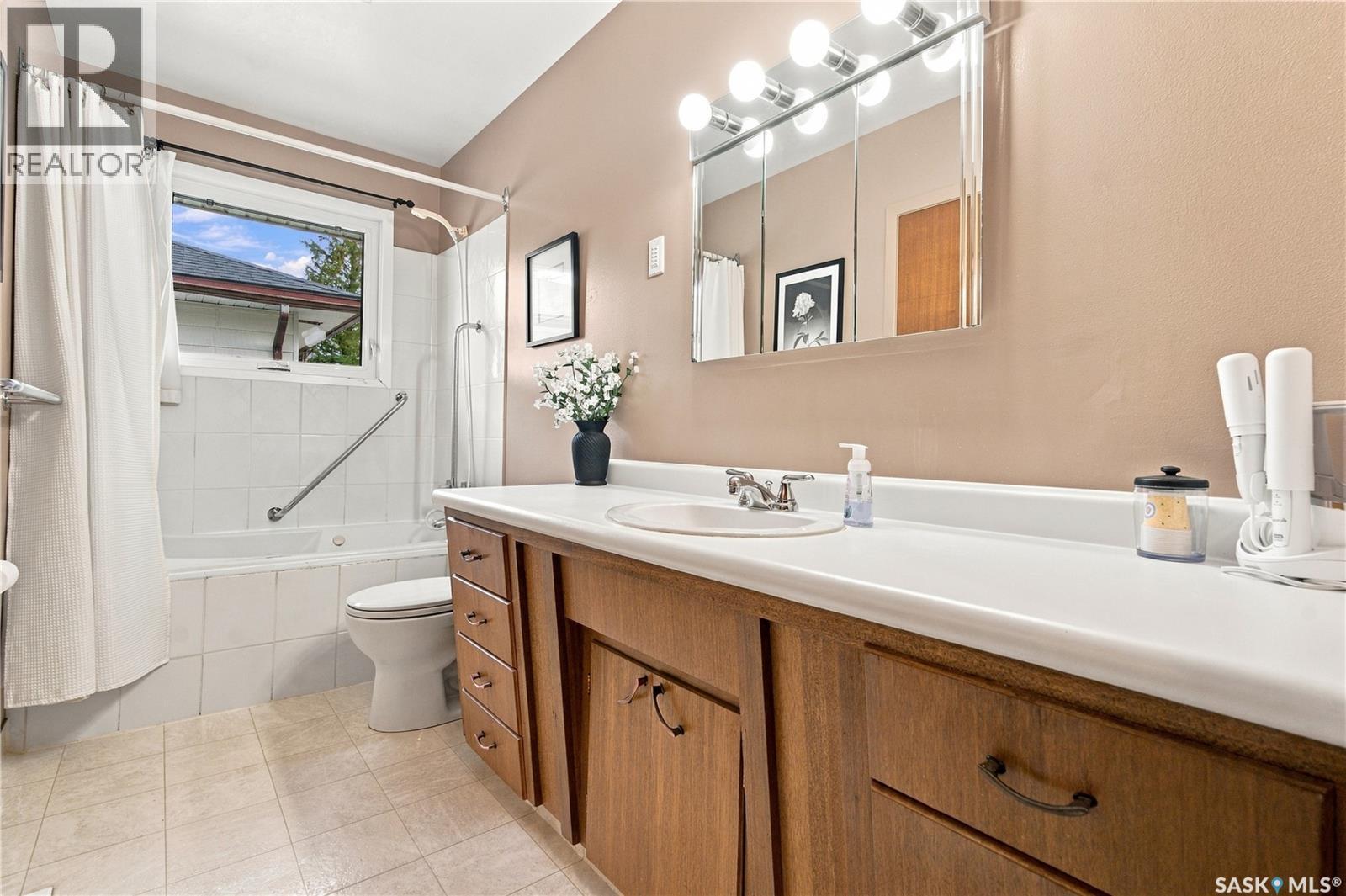 3 Johnstone Street, Regina, SK