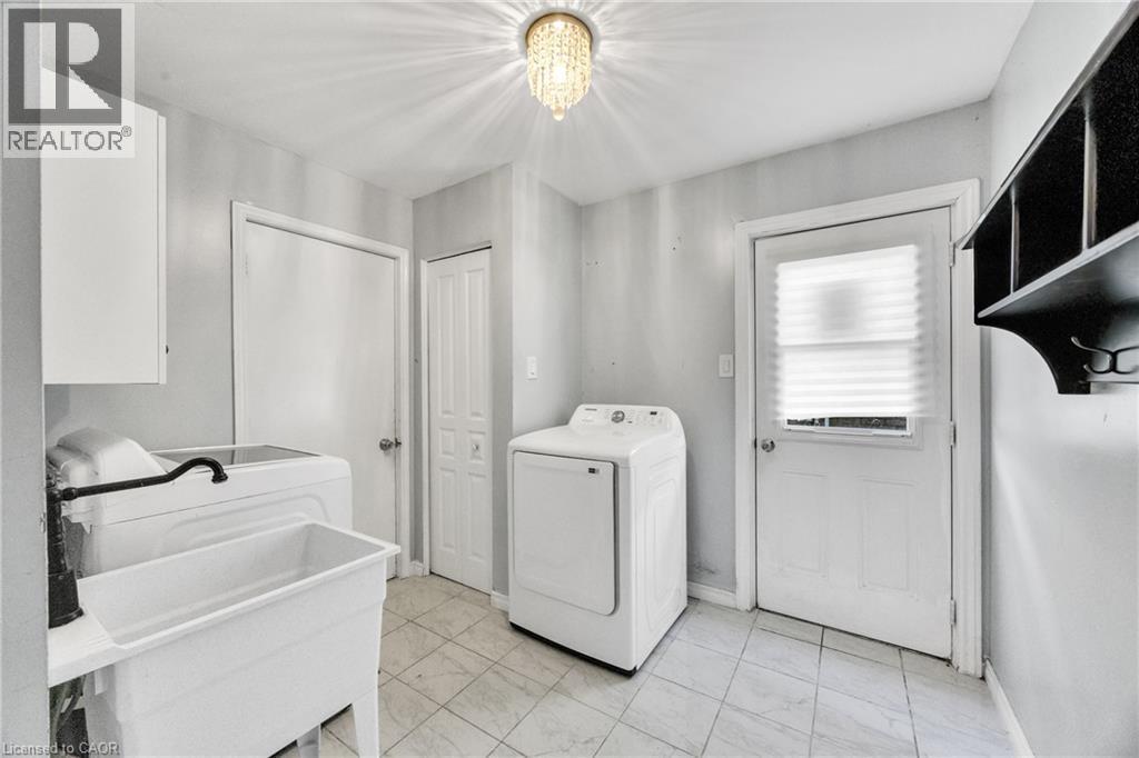39 Linda Drive, Cambridge, ON