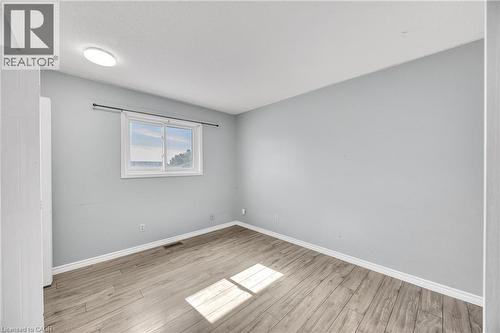 39 Linda Drive, Cambridge, ON 