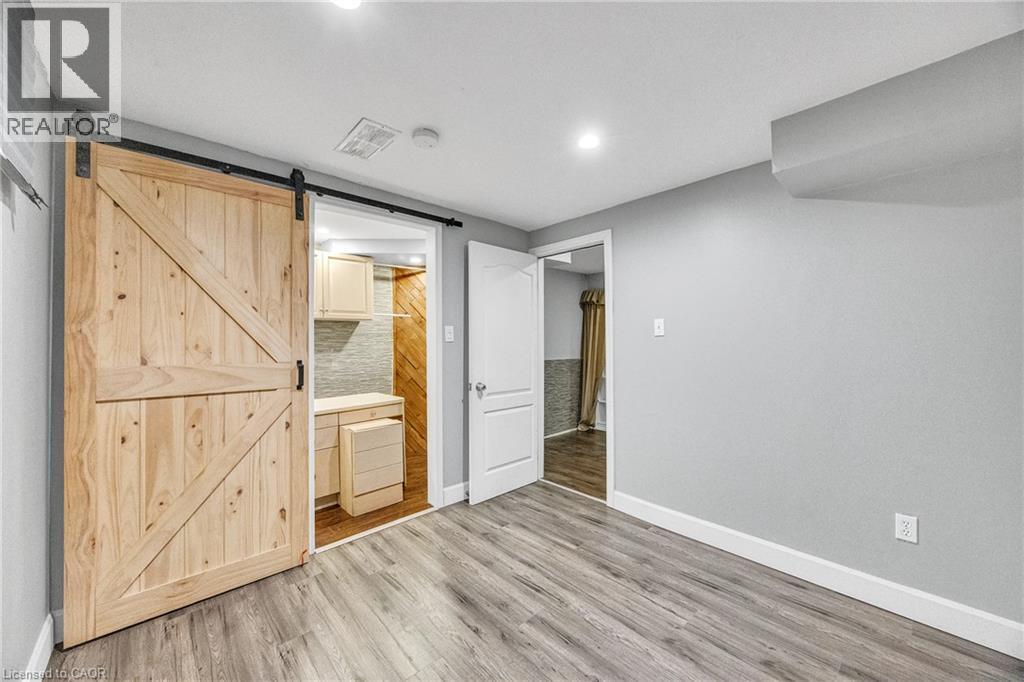 39 Linda Drive, Cambridge, ON
