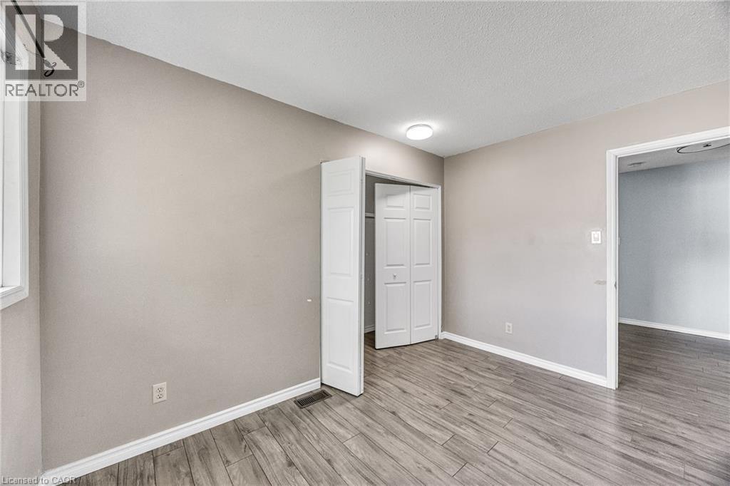 39 Linda Drive, Cambridge, ON