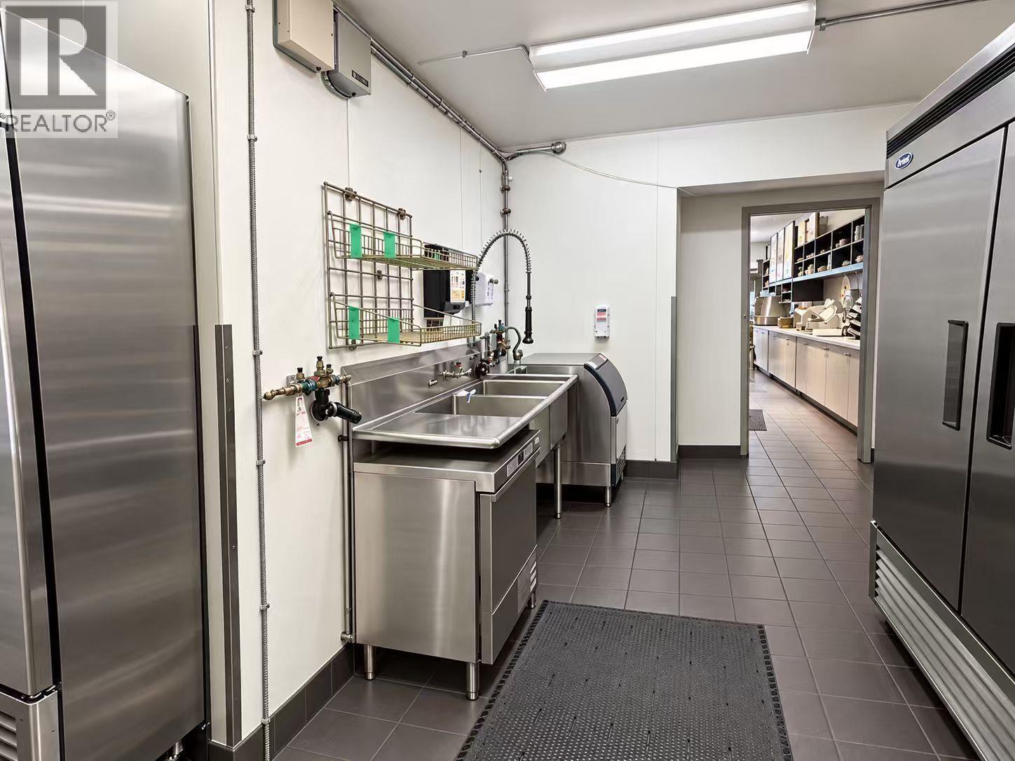 4467 Dunbar Street, Vancouver, BC
