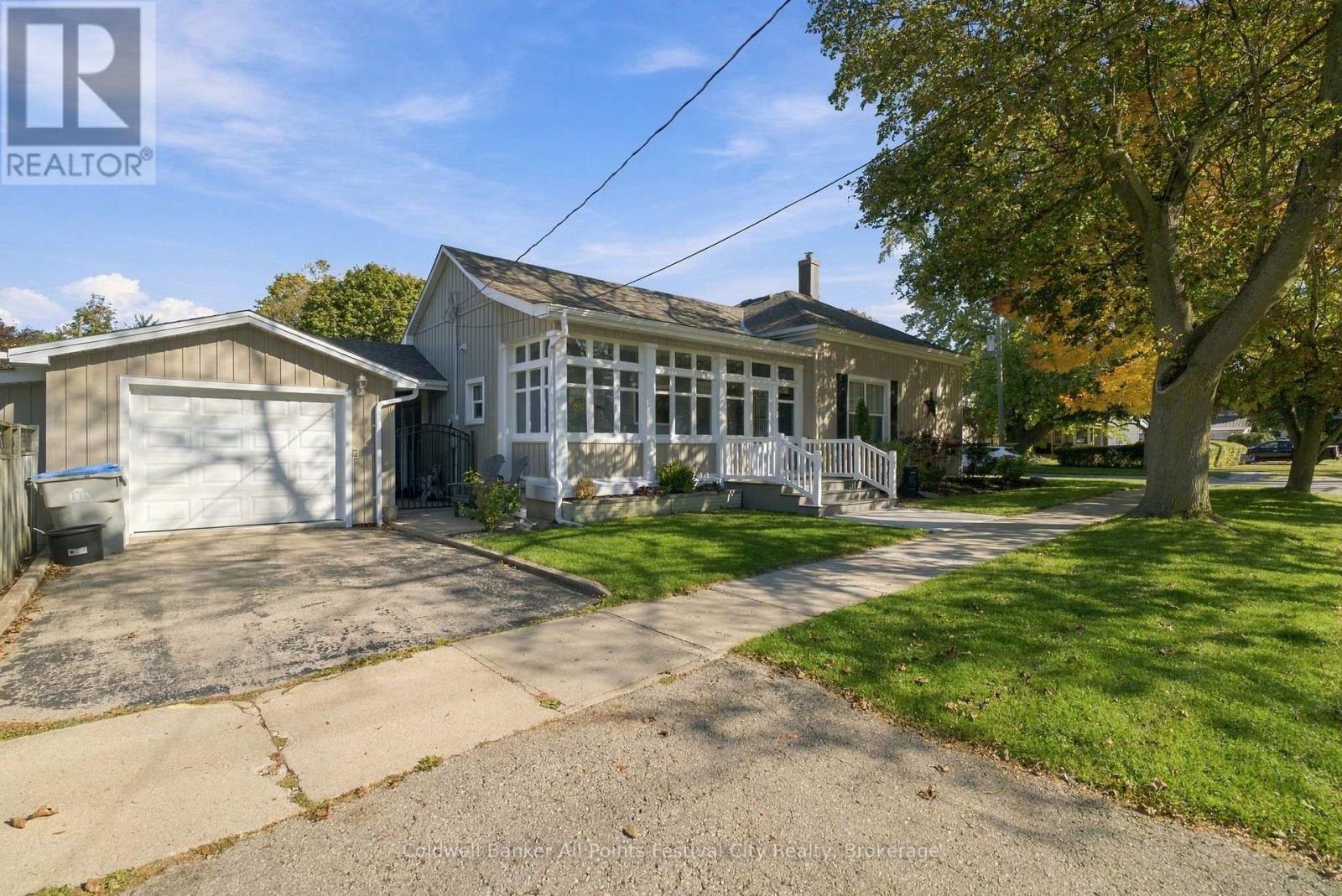 22 Albert Street S, Goderich (Goderich (Town)), ON