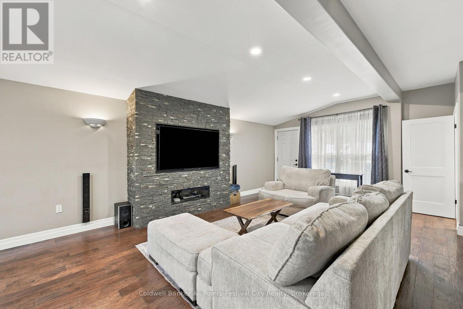 22 Albert Street S, Goderich (Goderich (Town)), ON