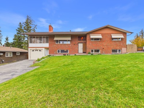 22 21st Avenue  Cranbrook, BC V1C 3H1