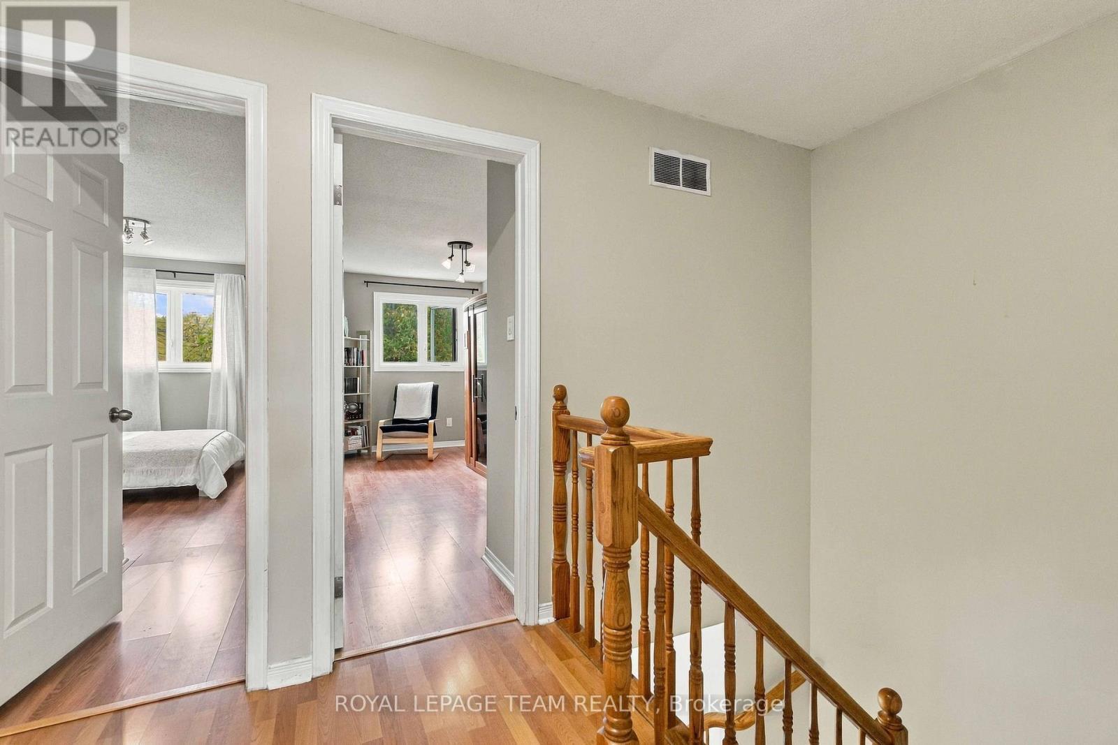 68 Woodbury Crescent, Ottawa, ON