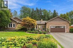 816 ALEXANDER Road  Ancaster, ON L9G 3E9