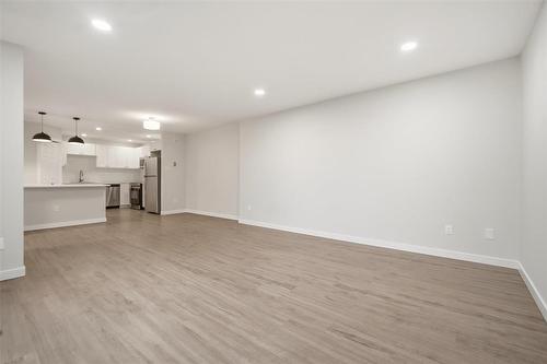 235 1 Snow Street, Winnipeg, MB 