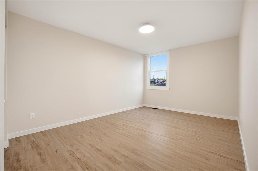 235 1 Snow Street, Winnipeg, MB