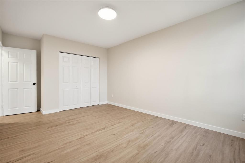 235 1 Snow Street, Winnipeg, MB