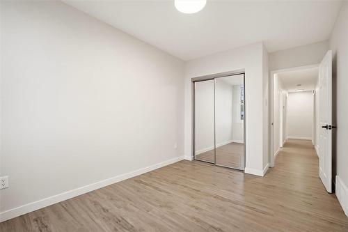 235 1 Snow Street, Winnipeg, MB 