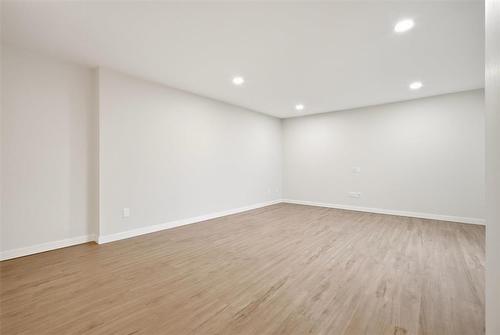 235 1 Snow Street, Winnipeg, MB 