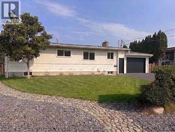 725 Ross Avenue Penticton, BC V2A 3A5