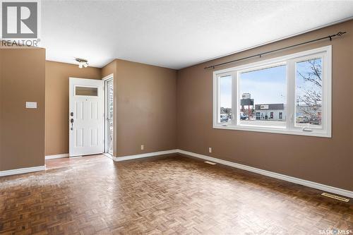 1008 7Th Avenue N, Regina, SK 