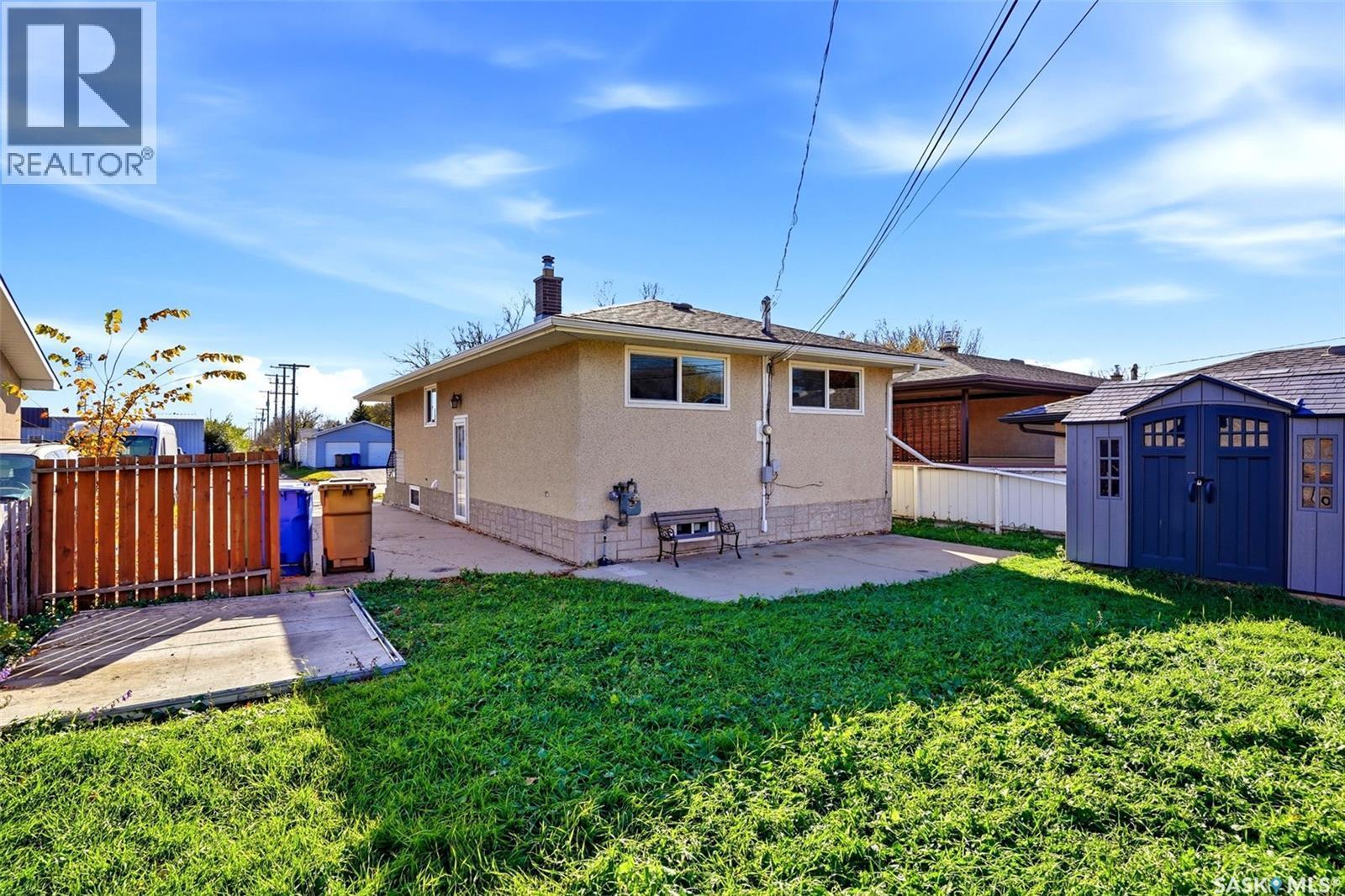1008 7Th Avenue N, Regina, SK