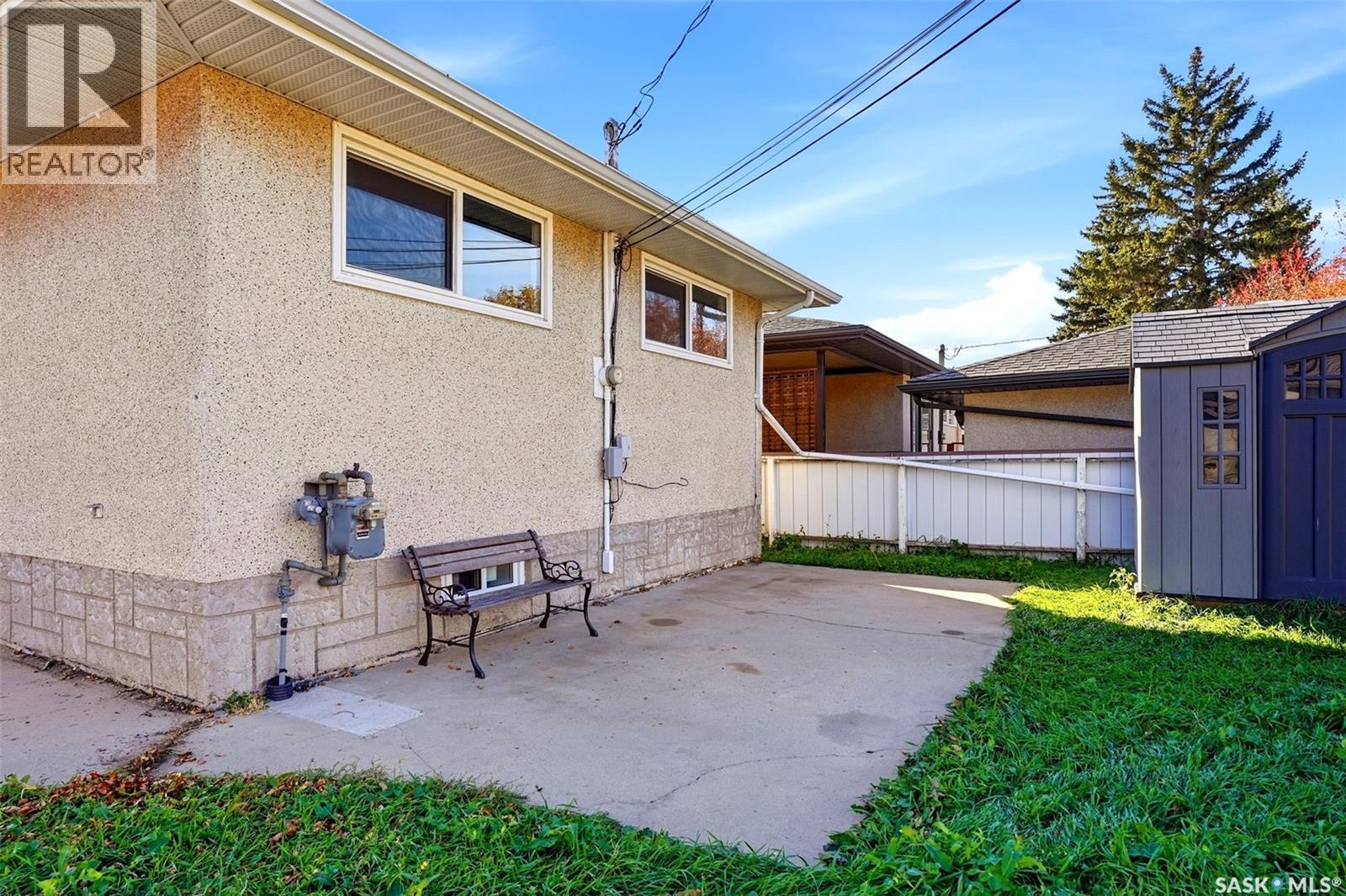 1008 7Th Avenue N, Regina, SK