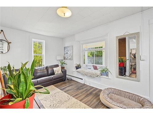 880 Barker St, Fredericton, NB 