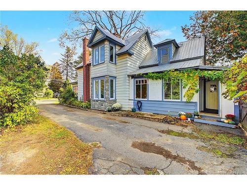 880 Barker St, Fredericton, NB 