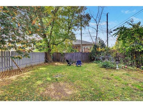 880 Barker St, Fredericton, NB 