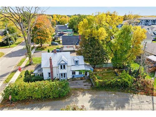 880 Barker St, Fredericton, NB 