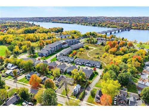 880 Barker St, Fredericton, NB 