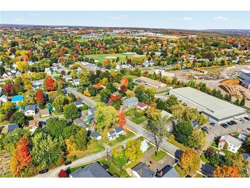 880 Barker St, Fredericton, NB 