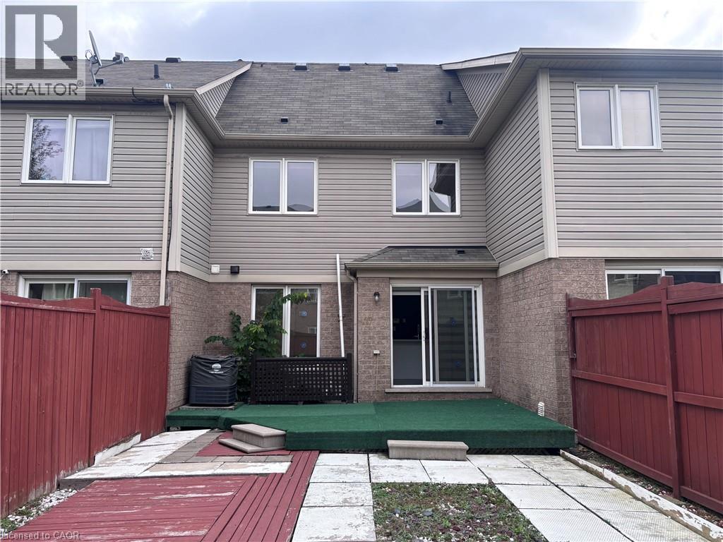 39 Newport Crescent, Hamilton, ON