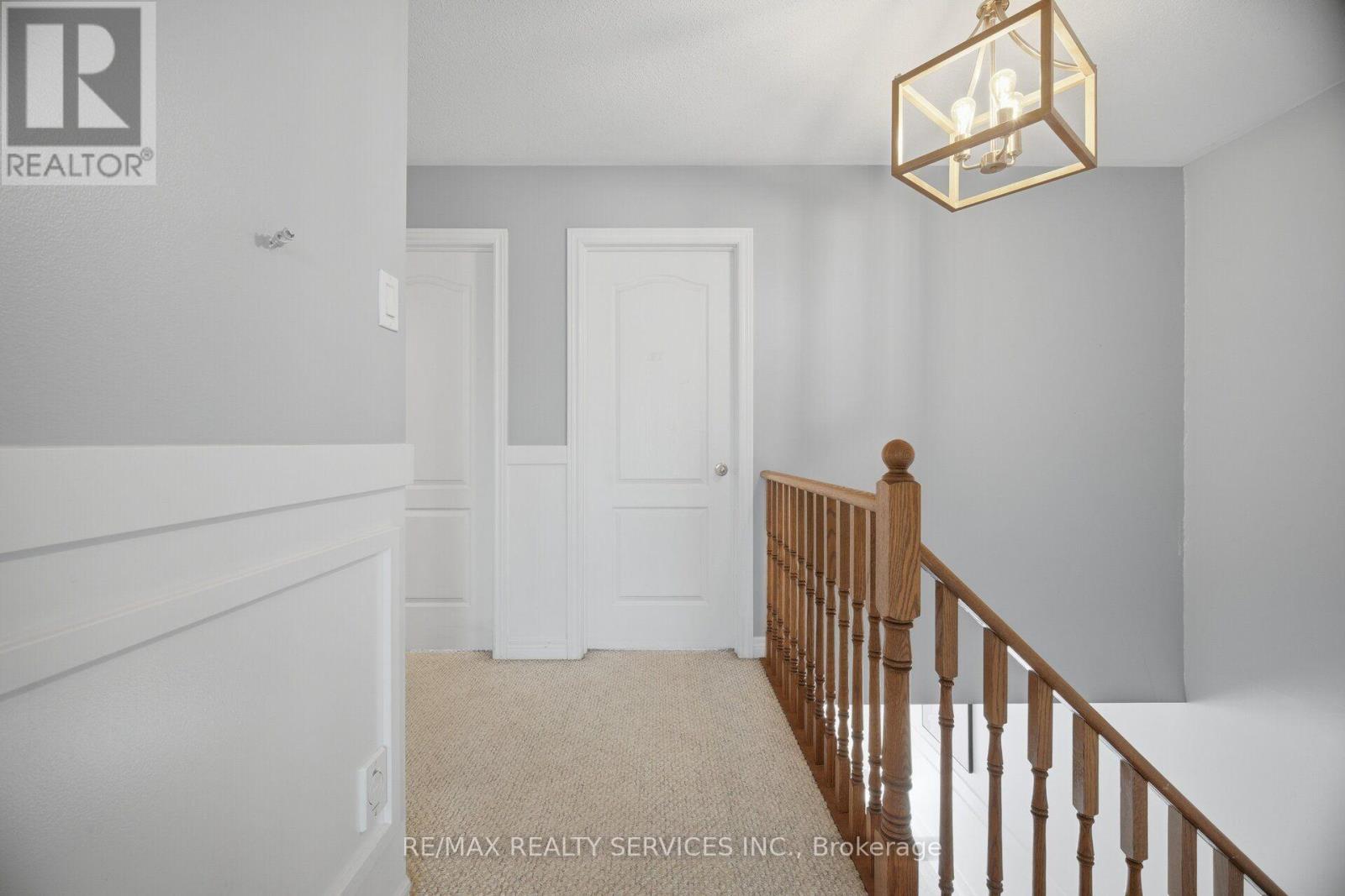 5 Westhampton Way, Hamilton, ON